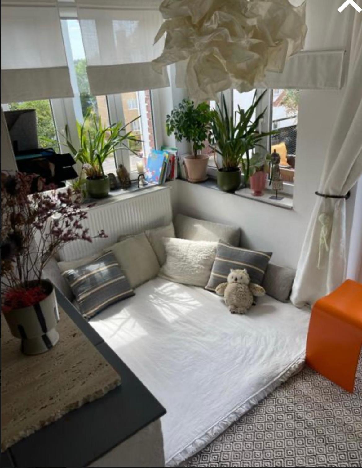 Flat With Heart And Art Nearby Centre Of The * Praga