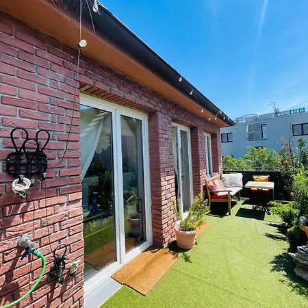 Apartamento Flat With Heart And Art Nearby Centre Of The Praga Exterior foto